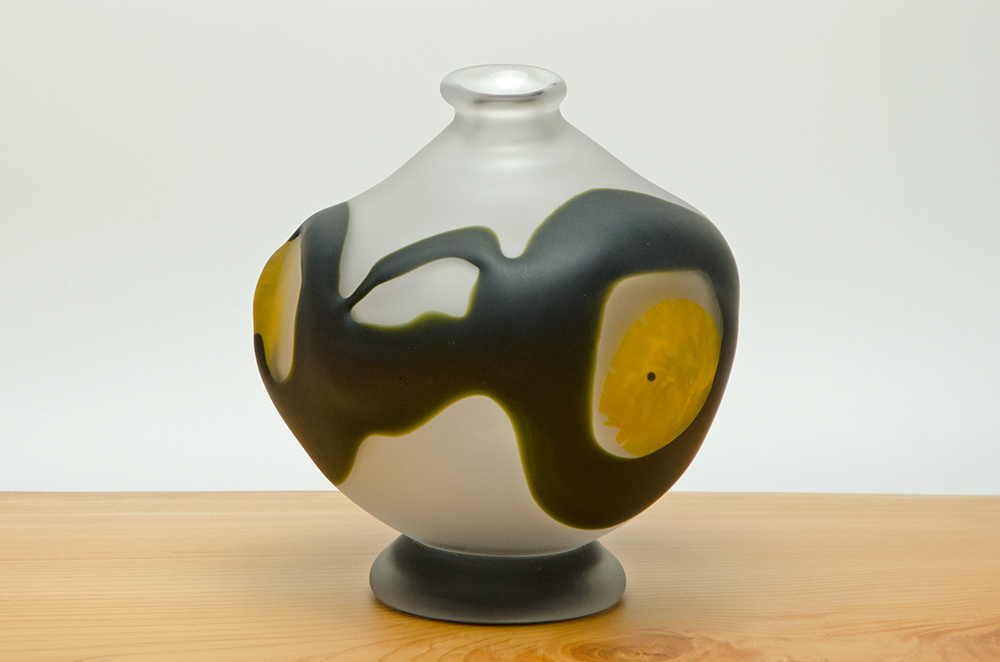 ブラスト花瓶（黒黄）