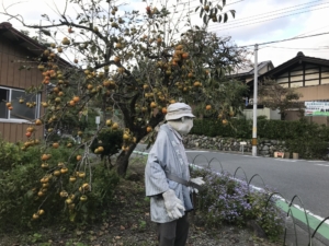 かかしのおじさん