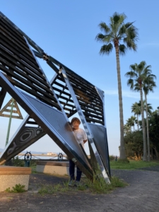 長崎空港を望むアート