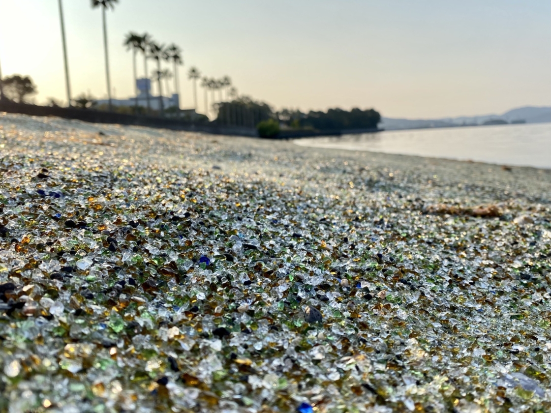 ガラスの砂浜